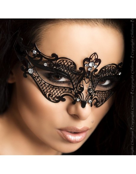 Masque noir en métal avec strass