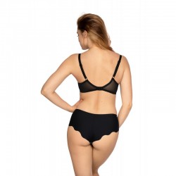 Vivian culotte brésilienne